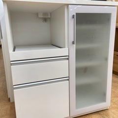 【トレファク摂津店】ホワイトカラーの1枚扉レンジ台が入荷致しました！