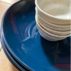 紺色お皿と小さい小鉢セット❤️
