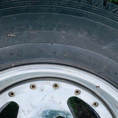 スタッドレス　225/70/R15 ブリヂストンブリザック