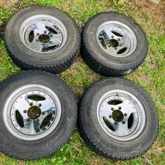 スタッドレス　225/70/R15 ブリヂストンブリザック