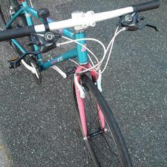 名古屋プレミアム商品券＆金シャチマネーOK！中古自転車２６３２　クロスバイク　７００×２８C　３×７段ギヤ　アルミフレーム　フレームサイズ４５０㎜　ワイヤー錠　ライトは付属していません 名古屋プレミアム商品券＆金シャチマネーOK！中古自転車2632