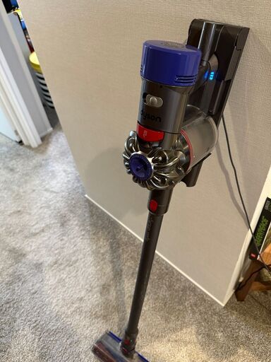 （中古）ダイソン掃除機　Dyson V8 Fluffy Plus