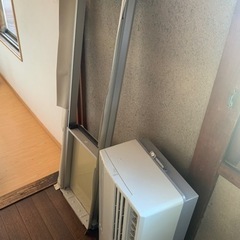 中古】窓用エアコン コロナ 2016年製