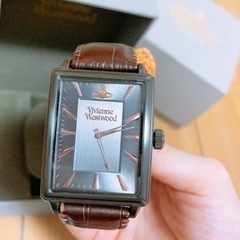 ヴィヴィアン・ウエストウッド　ロンドン タイムマシーン　腕時計 スクエア 