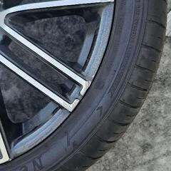 アルヴェル、エスティマに１９インチ