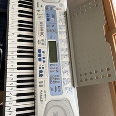 電子ピアノ