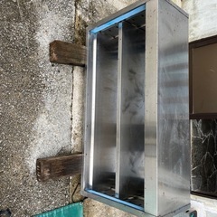 吊り戸棚　ガラス戸　W1750　リユース品　値下げしました！ 吊り戸棚 ガラス戸 W1750 リユース品 値下げしました！