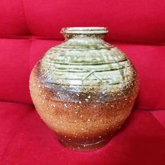 花瓶　壺型　土焼き