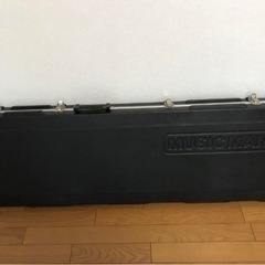 エレキベース　ミュージックマン　スティングレイ　MUSICMAN Stingra