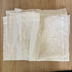ニトリ　レースカーテン(トーシュ 100X176) 2枚組