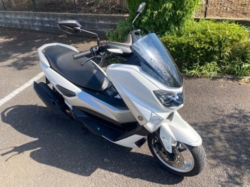 N-MAX125 ABS 低走行車　外装純正新品！　人気のパールホワイト　SE86J ヤマハ　通勤　通学