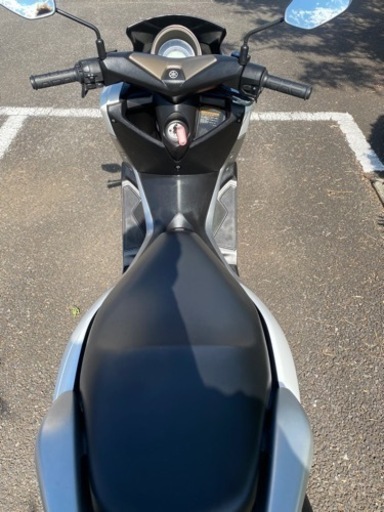 N-MAX125 ABS 低走行車　外装純正新品！　人気のパールホワイト　SE86J ヤマハ　通勤　通学 N-MAX125 ABS 低走行車 外装純正新品！ 人気のパールホワイト SE86J