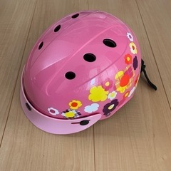 女の子　ヘルメット