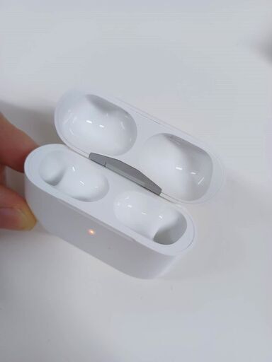 Apple AirPods Pro 第1世代 (A2190) 充電ケースのみ！