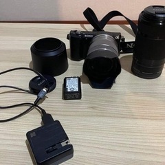 デジタル一眼カメラa ( アルファ) 5000、標準レンズ、望遠...