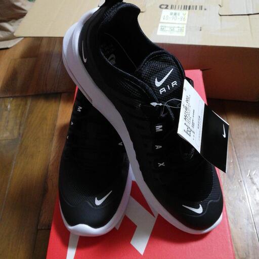 NIKEAirマックスアクシス。