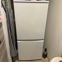 2ドア冷蔵庫　137L   2014年製