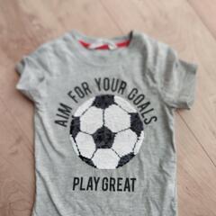 H&M 120  サッカー    模様が変化するシャツ