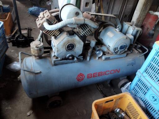 コンプレッサー　日立ベビコン3.7kw150L  中古
