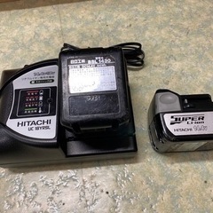 🌲【電動工具】日立工機 14.4V 純正バッテリー×2個 充電器...