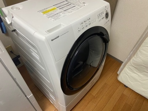 【使用1年のみ】ドラム式乾燥機洗濯機お譲りします