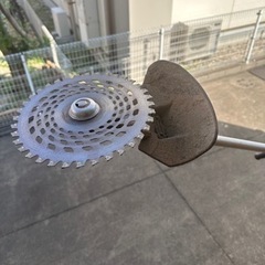 エンジン草刈機　TR2611STーEZ 美品