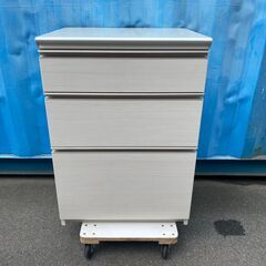 宇都宮でお買得な家具を探すなら『オトワリバース!』 キッチンカウンター パモウナ 年製 ホワイト 中古品