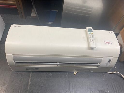 ☆中古￥20,800！【会員価格￥18,800】DAIKIN　6畳用2.2kwルームエアコン　家電　ATC22USE5-W型　2017年製　【BG192】