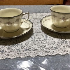 ノリタケ　ペア　コーヒーカップ＆ソーサー