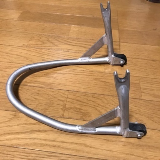 74ダイジロウ アルミスタンド 74Daijiroの紹介｜株式会社ぴぃたぁぱん