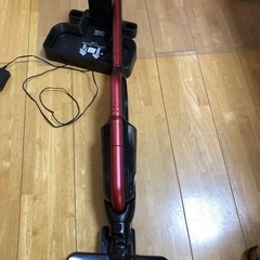TOSHIBA 充電式掃除機