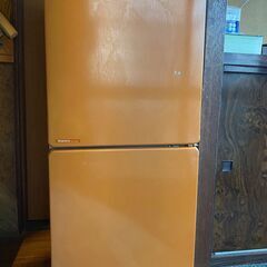 （引取決定）限定レアカラー　マンダリンオレンジ　インテリア冷蔵庫！