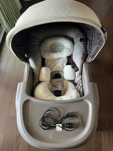 コンビ　Combi ネムリラ　ハイローチェア　自動スウィング