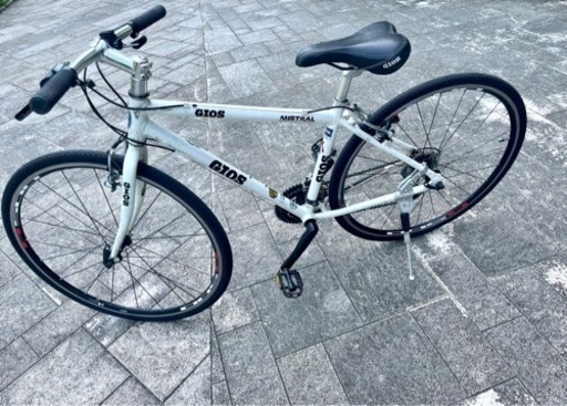 GIOS ジオス　クロスバイク　MISTRALミストラル　白