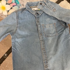 ZARA  サイズ3〜４　シャツ