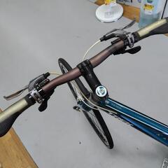 J032★多少小キズ有り★クロスバイク★TREK e2★2✕9段速★700✕28