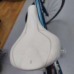 J032★多少小キズ有り★クロスバイク★TREK e2★2✕9段速★700✕28