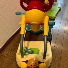 アンパンマン　中古　ポリスパトカー