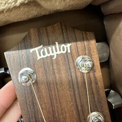ジモティ来店特価!! エレアコ Taylor 小渕 健太郎シグネイチャーモデル