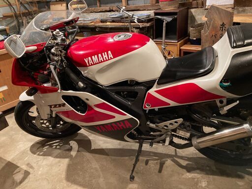 ヤマハ　TZR250R