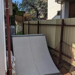 2スケボーランプ 高さ900cm、幅1200cm