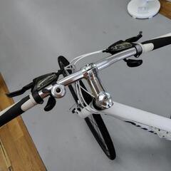 J303☆多少の使用感有り☆クロスバイク☆GIANT ESCAPE R3☆3✕8段速 