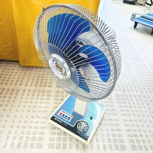 TOSHIBA   昭和　レトロ　扇風機　D-30AC 東芝 D-30 扇風機のYahoo!オークション(旧ヤフオク!)の相場