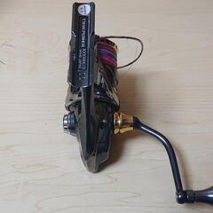 中古リール 20ツインパワー C3000MHG カスタムハンドル   値下げ