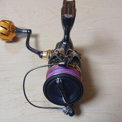 中古リール 20ツインパワー C3000MHG カスタムハンドル   値下げ