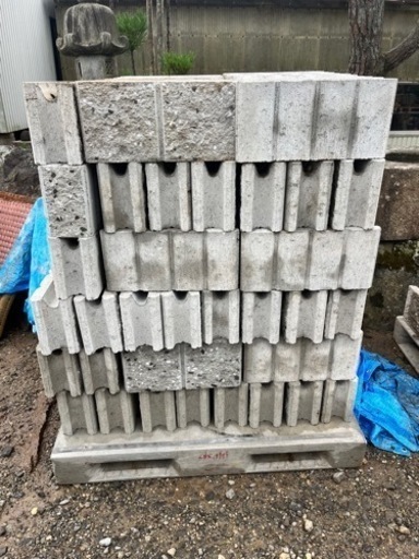 化粧ブロック大手メーカー新古品