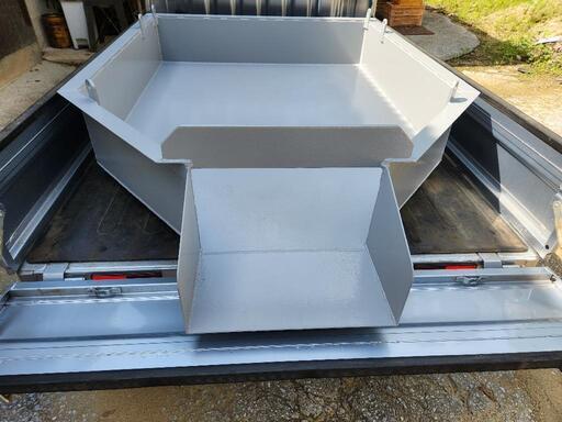 新品　セール　土木や農業に鉄製多目的運搬箱　軽トラック用　配送可