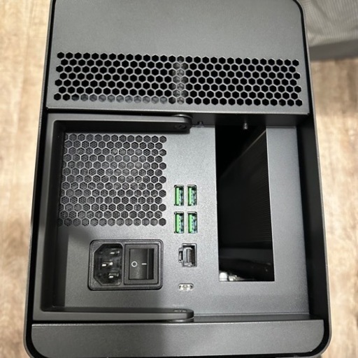 ☆最終お値下げ価格☆Razer core x chroma 外付けGPU！