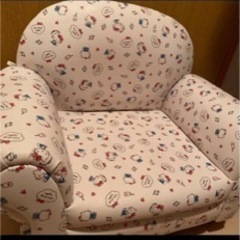 ハローキティ　1人用　ローソファ　今だけ値下げ中