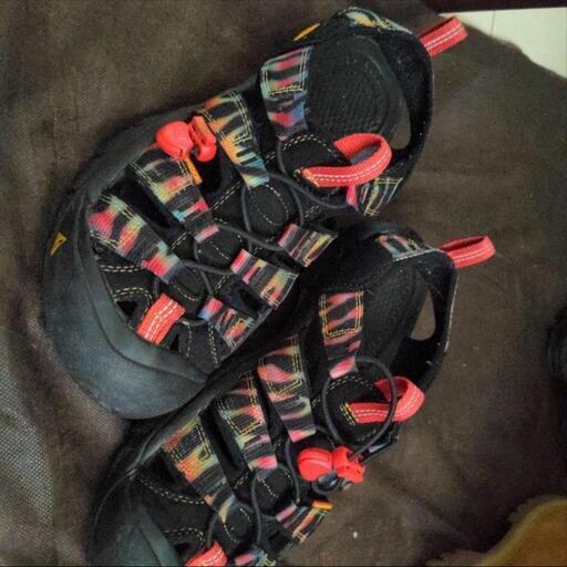 KEEN ２６センチ